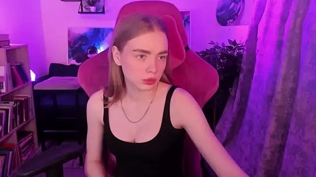 Snapshot of BellaHaadiid chatting on 01.11.26 BellaHaadiid online show from 01.11.26