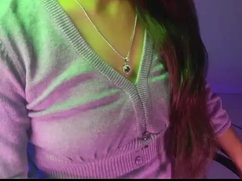 Isha Lush online show from 12.18.25