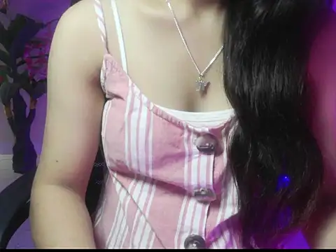 Isha Lush online show from 12.22.25