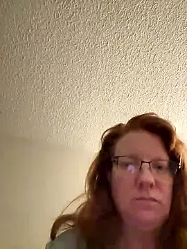 Snapshot of Lenaravenswood chatting on 01.13.26 Lenaravenswood online show from 01.13.26