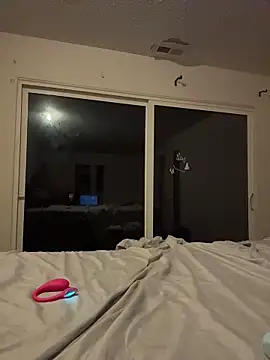 Lenaravenswood online show from 04.05.26