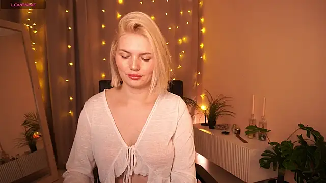 AmeliaWellss online show from 12.16.25