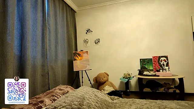 Qwami Amie online show from 01.19.26