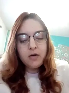 Snapshot of LilithUmbra chatting on 12.18.25 LilithUmbra online show from 12.18.25