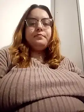 Snapshot of LilithUmbra chatting on 12.22.25 LilithUmbra online show from 12.22.25