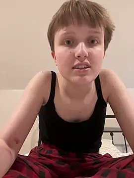 Lassie Cassie online show from 12.14.25