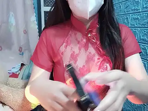 Yumi69 online show from 12.15.25