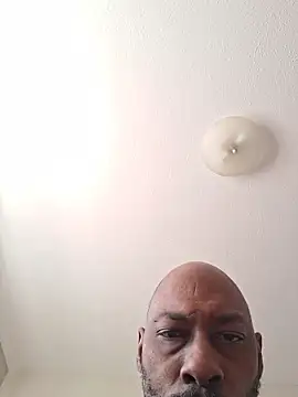 Rizzle9800 online show from 12.15.25