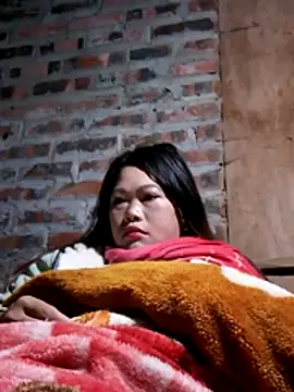 Snapshot of yana-zz chatting on 12.19.25 yana-zz online show from 12.19.25