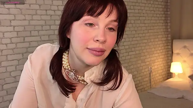 KellyMoussi online show from 01.09.26