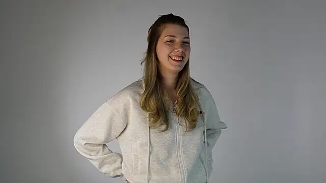 Snapshot of LumiaSolstice chatting on 03.15.26 LumiaSolstice online show from 03.15.26