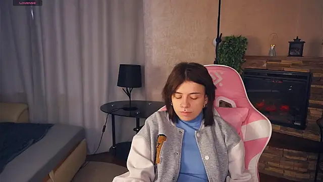 Snapshot of IleanaPishko chatting on 01.14.26 IleanaPishko online show from 01.14.26