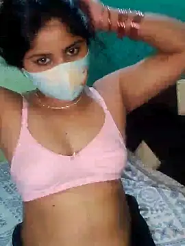 Snapshot of Cuple_masti72 chatting on 05.13.26 Cuple masti72 online show from 05.13.26