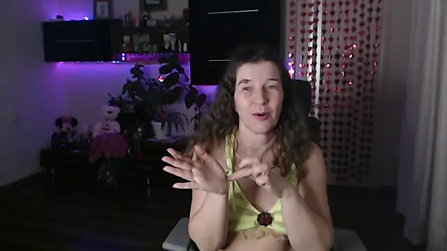 Snapshot of SofiaBoone chatting on 02.19.26 SofiaBoone online show from 02.19.26