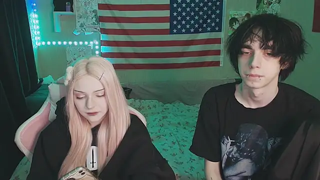 Snapshot of midnight_memories chatting on 02.15.26 midnight memories online show from 02.15.26