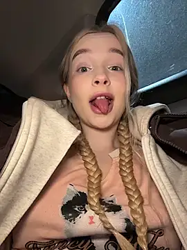 -teenytiny- online show from 02.07.26