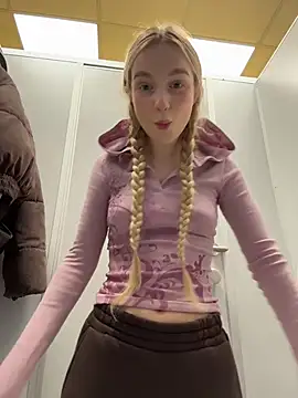 -teenytiny- online show from 02.12.26