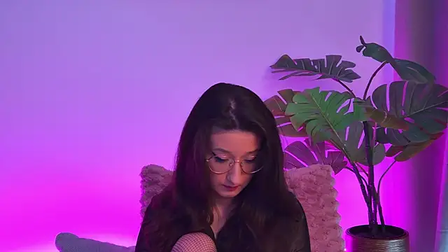 TheaMalekoo online show from 03.26.26