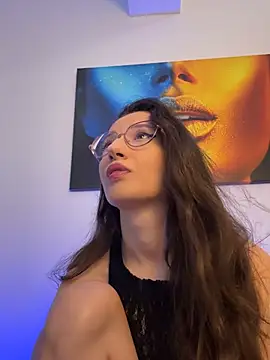 TheaMalekoo online show from 07.11.26