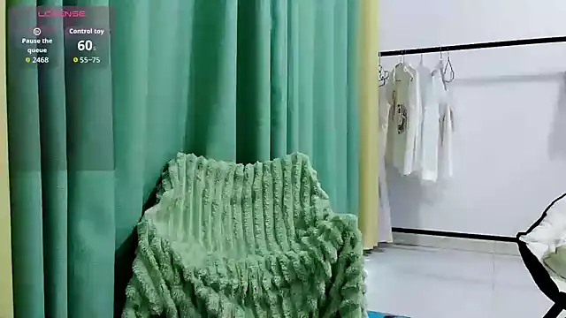 Leila-11 online show from 04.24.26