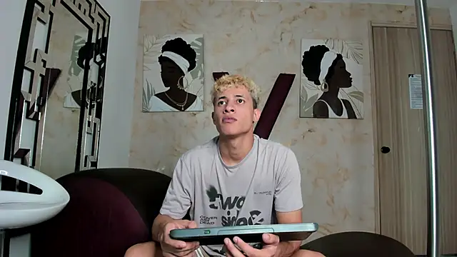 Snapshot of YOUNG_GUYS1 chatting on 04.13.26 YOUNG GUYS1 online show from 04.13.26