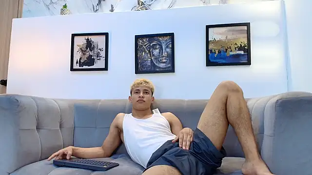 Snapshot of YOUNG_GUYS1 chatting on 04.16.26 YOUNG GUYS1 online show from 04.16.26