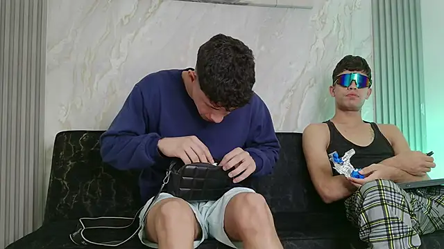 YOUNG GUYS1 online show from 05.24.26