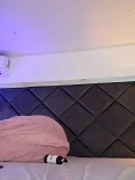 LunaaCurly online show from 03.28.26