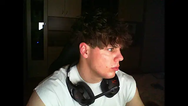 GymGuy0505 online show from 12.14.25