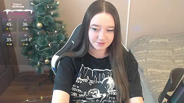 MonicaMoonssss online show from 12.22.25