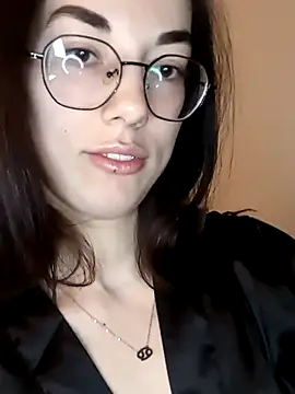 EmmaJacson online show from 12.18.25