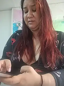 Snapshot of sharon_G chatting on 06.17.26 sharon G online show from 06.17.26