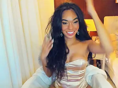 Snapshot of ValeriaDion chatting on 11.10.25 ValeriaDion online show from 11.10.25