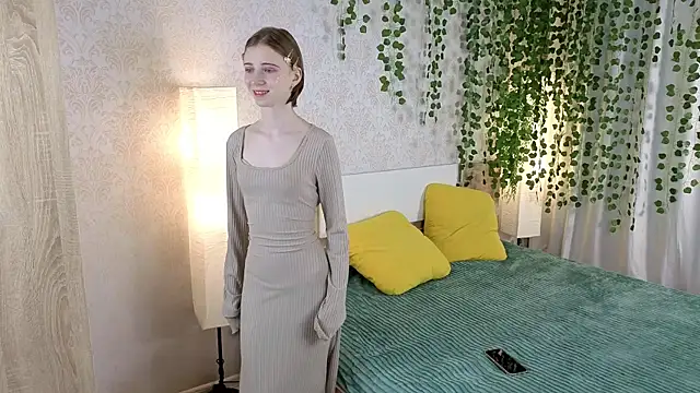 ViollaBloom online show from 12.17.25