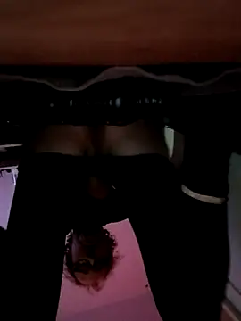 Olivassl22 online show from 03.25.26