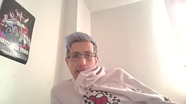 Snapshot of AskAveryAnything chatting on 12.19.25 AskAveryAnything online show from 12.19.25