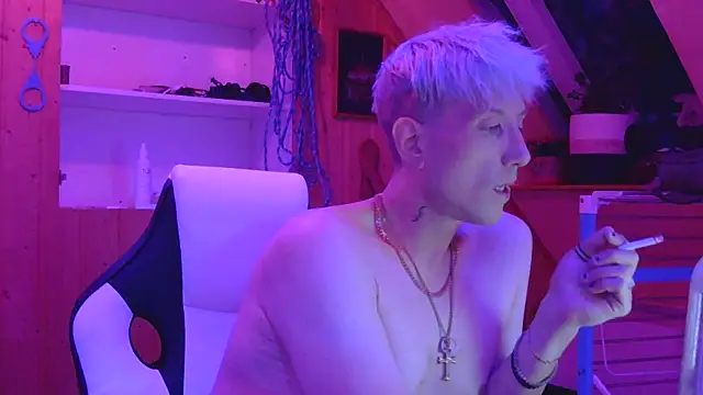 AskAveryAnything online show from 04.27.26