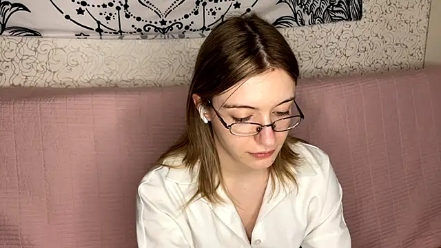 Shining Robi online show from 01.08.26