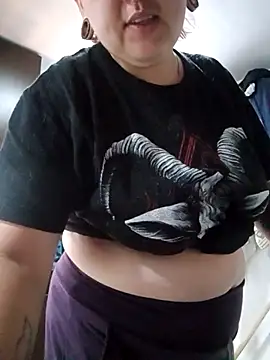 Divine Pouvoir online show from 03.30.26