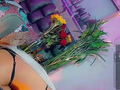 agathaferrer3 online show from 03.29.26