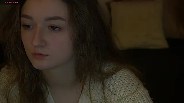 Snapshot of CyrenaLuxe chatting on 02.09.26 CyrenaLuxe online show from 02.09.26