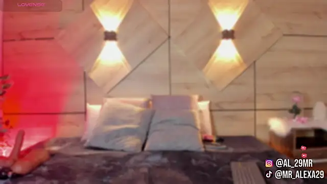 sussan fox  online show from 03.16.26