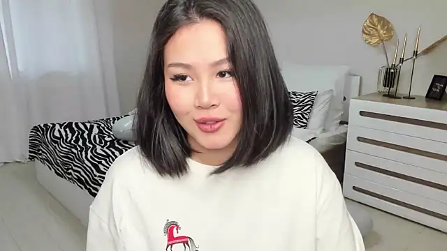 Brunette Charm online show from 03.07.26