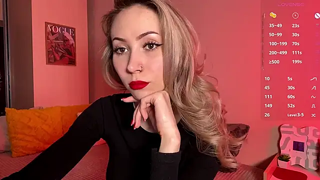 sun under skyy online show from 03.31.26