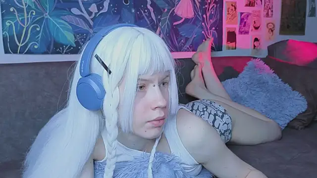 Snapshot of PeacchyPawss chatting on 05.11.26 PeacchyPawss online show from 05.11.26
