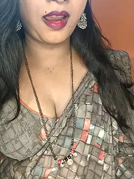Snapshot of Rachu_love chatting on 04.24.26 Rachu love online show from 04.24.26