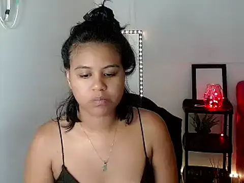 Snapshot of Shawnycarson chatting on 04.29.26 Shawnycarson online show from 04.29.26