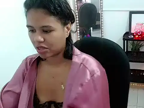 Snapshot of Shawnycarson chatting on 05.10.26 Shawnycarson online show from 05.10.26