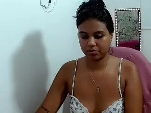 Snapshot of Shawnycarson chatting on 05.14.26 Shawnycarson online show from 05.14.26