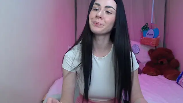 Snapshot of MilaSecret55 chatting on 04.04.26 MilaSecret55 online show from 04.04.26